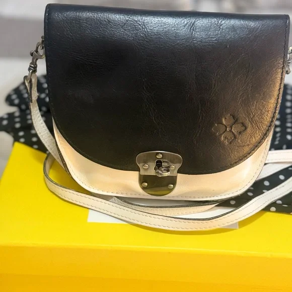Patricia Nash Black and White Crossbody Bag with brush nickel Toned Hardware - Picture 1 of 6